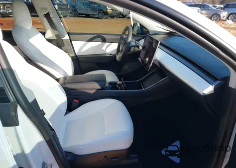 2021 Tesla Model Y Long Range Dual Motor All-Wheel Drive from USA, damaged, VIN 5YJYGDEE8MF089883